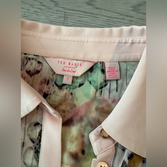 Ted Baker watercolor floral pink button down blouse size 1 US Small - Picture 2 of 6